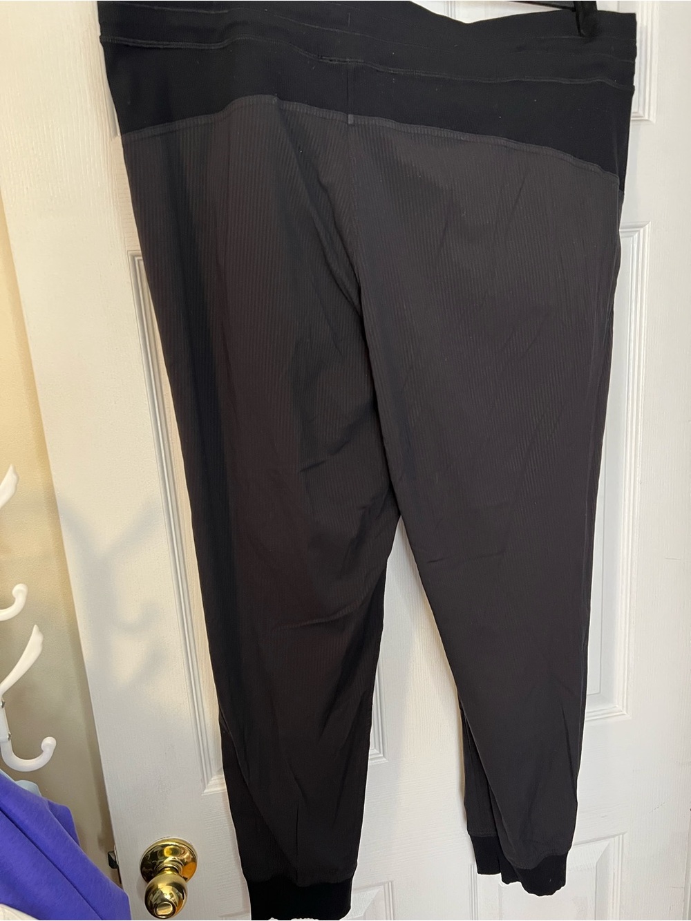 #393 Lululemon Dance Studio Jogger 29” Black Size 18 Swift Ribbed EUC - Picture 3 of 7